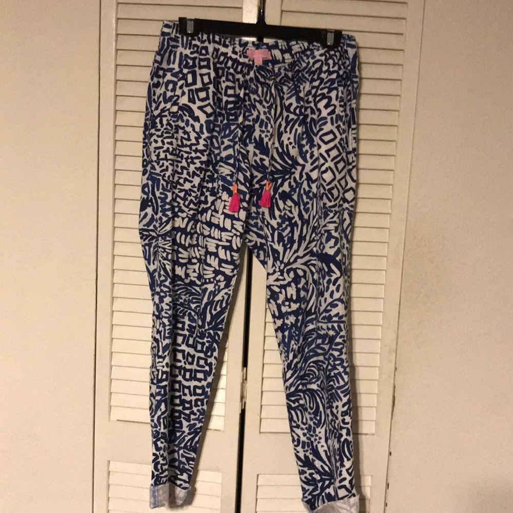 Lilly Pulitzer pull on elastic waist pant size L